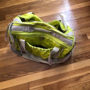 ⚡️SUPER SALE⚡️ lululemon Keep on Running Duffel